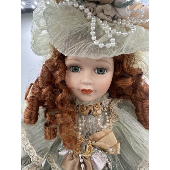 Traditions Victorian Doll Collection Angelina Porcelain Numbered 534 - Picture 1 of 10